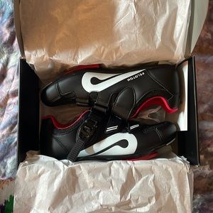 NEVER WORN Peloton cycling shoes. Size 40 (Men’s size 7, Women’s size 9)